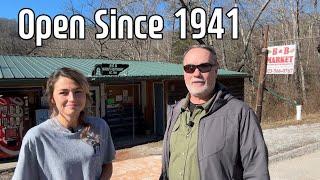 1941 Market in the Mountains of East TN known for its famous hamburgers and community gathering.