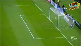 Atajada de Agustín Marchesin contra Tauro FC | HD