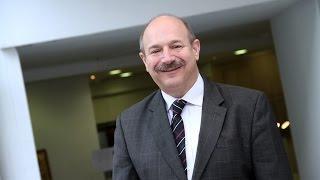 How do you recruit people for your lab? Nobel Laureate Bruce Beutler