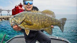 Fishing for TROPHY Smallmouth Bass at Sturgeon Bay (NEW PB)