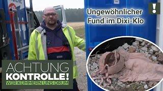 Reizwäsche im stinkenden WC  Ungewöhnlicher Fund im Dixi-Klo | Achtung Kontrolle