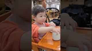 어디보자~날이면 날마다 오는것이 아녀유~!  #야바위게임 #트럭을찾아주세요 #아기놀이 #아기발달 #춘천 #가족여행 #당일치기여행 #koreanbaby