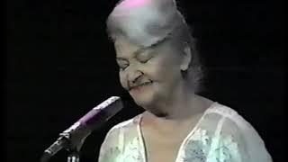 Maria de los Angeles Santana  (Sala Avellaneda-Teatro Nacional de Cuba) «Te vas juventud»