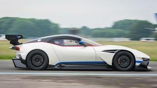 StigCam: Aston Martin Vulcan | Top Gear