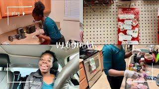 Vlogmas Day 13: Quick Dinner Prep Before Work + Dollar Tree Run