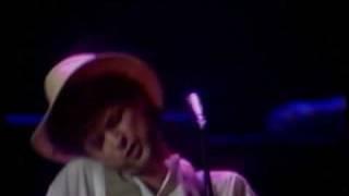 Fleetwood Mac/Lindsey Buckingham ~ Not That Funny ~ Live 1982