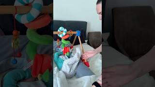 Так спит наша Саманта… как маленький ангел.