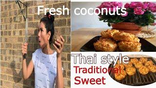 Coconuts cupcake thai style crispy outside chewy inside !!! Super tasty 