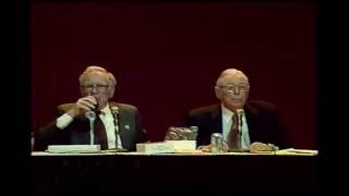 Warren Buffett On: Graham Value vs Moat companies and managing small portfolio