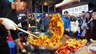 The largest night market in North China, dubbed "Imperial Kitchen" by netizens for its dreamy allur