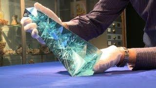 World's largest cut aquamarine displayed at Smithsonian