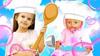 Maya and Lina cook cookies for friends! Kids prepare a birthday party for Maya and the baby doll.