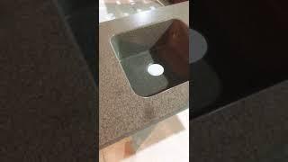 Интегрированная мойка из искусственного камня .