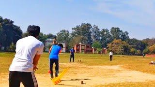 Aaj College Mai Cricket Khela