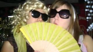 klara y andrea 2011