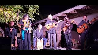 Los Tlacuaches at the cultural center. Ajijic