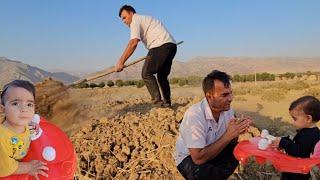 Nomadic Life: Roof of Dreams – Pouring Dirt and the Quest to Find Hamid's Family ️