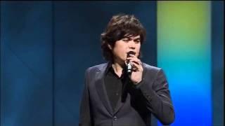 Joseph Prince - Ministers And Leads In Free-flow Worship