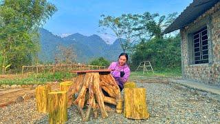 With skillful hands, Giang has completed a unique set of tables, chairs and clothes hangers