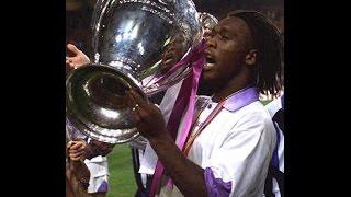 Clarence Seedorf score a long-range goal against Atlético Madrid