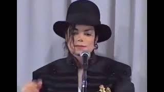 Michael Jackson realizing they take pictures every time he moves