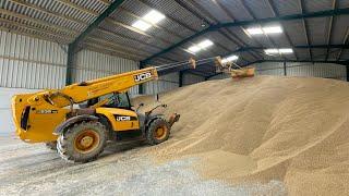 Build your own grain store (filling it up to the roof)