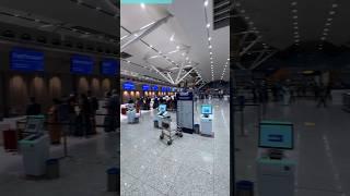 NEW AIRPORT IN DELHI? IGI T1 Lounge Access & Food Court #iamhvr #delhi #airport