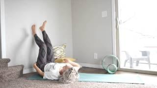 15 minute Gentle Beginner Bedtime Yoga Part 1