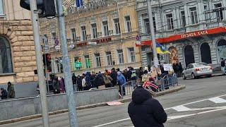 Харьков. 28.12.24 Люди вышли на митинг Везде меноры