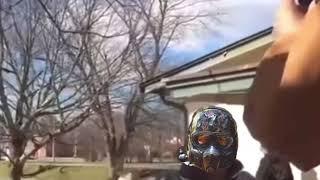 Making a Six Shooter in Metro be like: