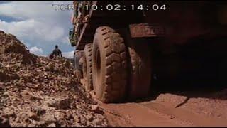 Deadliest Journeys - Congo’s trucks