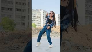 TERE LIYE ️urmi patel dancer #youtubeshorts #trendingdance #shorts #dancevideo #subscribe