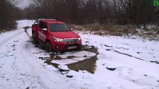 Новейший Toyota Hilux Arctic Truck ломает лед! (4k, UHD)