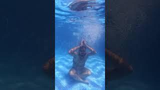 Swimming pool Yoga