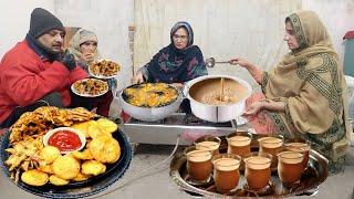 punjab village life || Sham Ka Khana Cricpy Aloo Pakora Recipe Tea Ke Sath || Food Secrets || Irma's