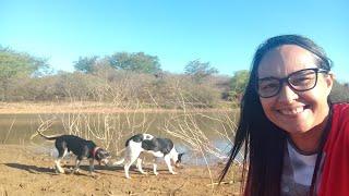 Olha quem foi passear comigo no açude do forno velho/ a seca no sertão.