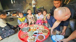 Nô 4 con làm Thuê Hải Phòng để con bơ vơ ở nhà cùng em chú Tủa. Nguyễn Tất Thắng