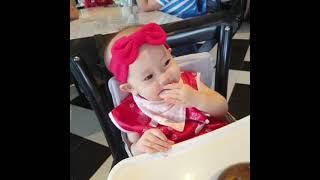 MiRin EnJoy EatinG #BLW #BLWGIRL BabyLedWeaning　子供　手ぶらで食べる　楽しく食べる　＃みりんちゃん　#mirnnchan　#1Y1M