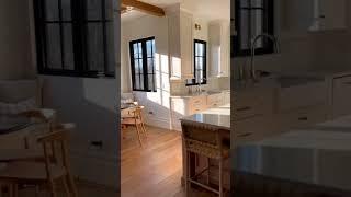 Explore THIS Stunning Colonial Home! #colonialhouse #colonialarchitecture
