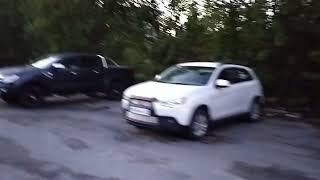 Сиреневый бульвар. Во дворах. Санкт-Петербург