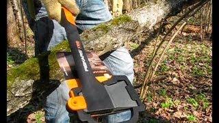 Fiskars Axe X10 testing, carving a spoon ( Тест топора Fiskars)