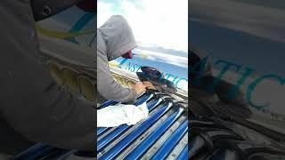 instalación del tubo para el panel solar