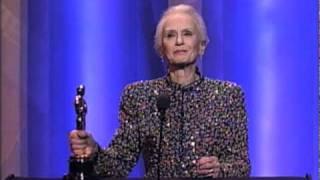 Jessica Tandy Wins Best Actress: 1990 Oscars