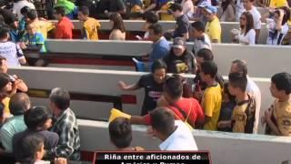 Violencia entre aficionados de América y Pumas en los alrededores del Estadio Azteca