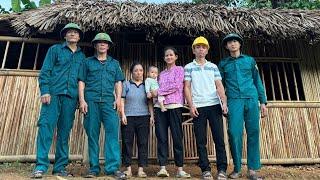 Kind Agricultural Engineer Helps Single Mother Make Bamboo Doors - Police Come to Help Ly Nhi ca