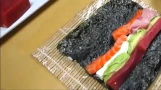 One Sumo Roll How To Make Sushi Series - How to Make Sushi without Bamboo Mat 2015