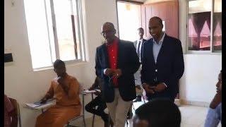 Ra'iisul Wasaare Khayre oo kormeeray fasalkii uu wax ku soo bartay