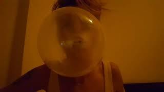 BiG BiG:) Huge Bubble of Gum