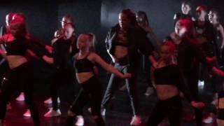 Rydbergs Dance Academy, Into You