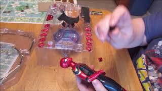 Hot Toys MMS 482 Iron Spider Unboxing and Review!